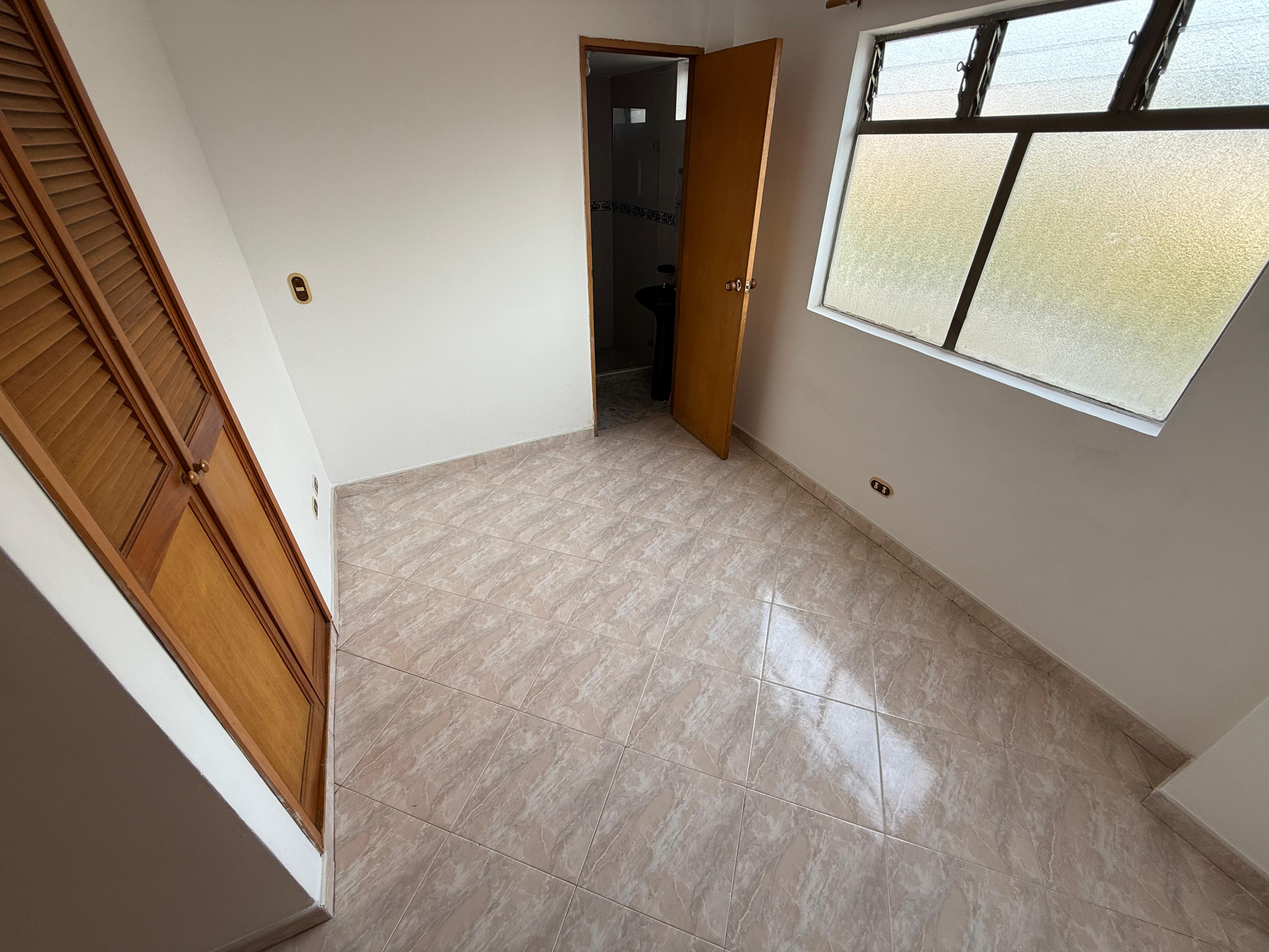 VENDO APARTAMENTO EN LA FLORESTA