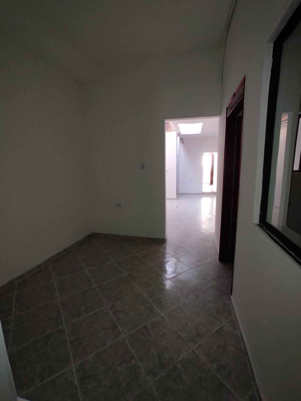 ARRIENDO CASA COMERCIAL INDEPENDIENTE SANTA MONICA