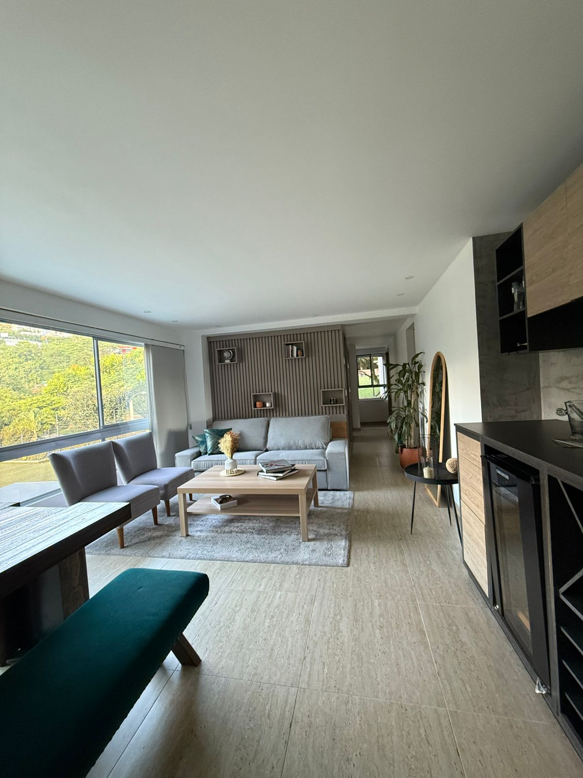 ARRIENDO APARTAMENTO AMOBLADO EN EL POBLADO