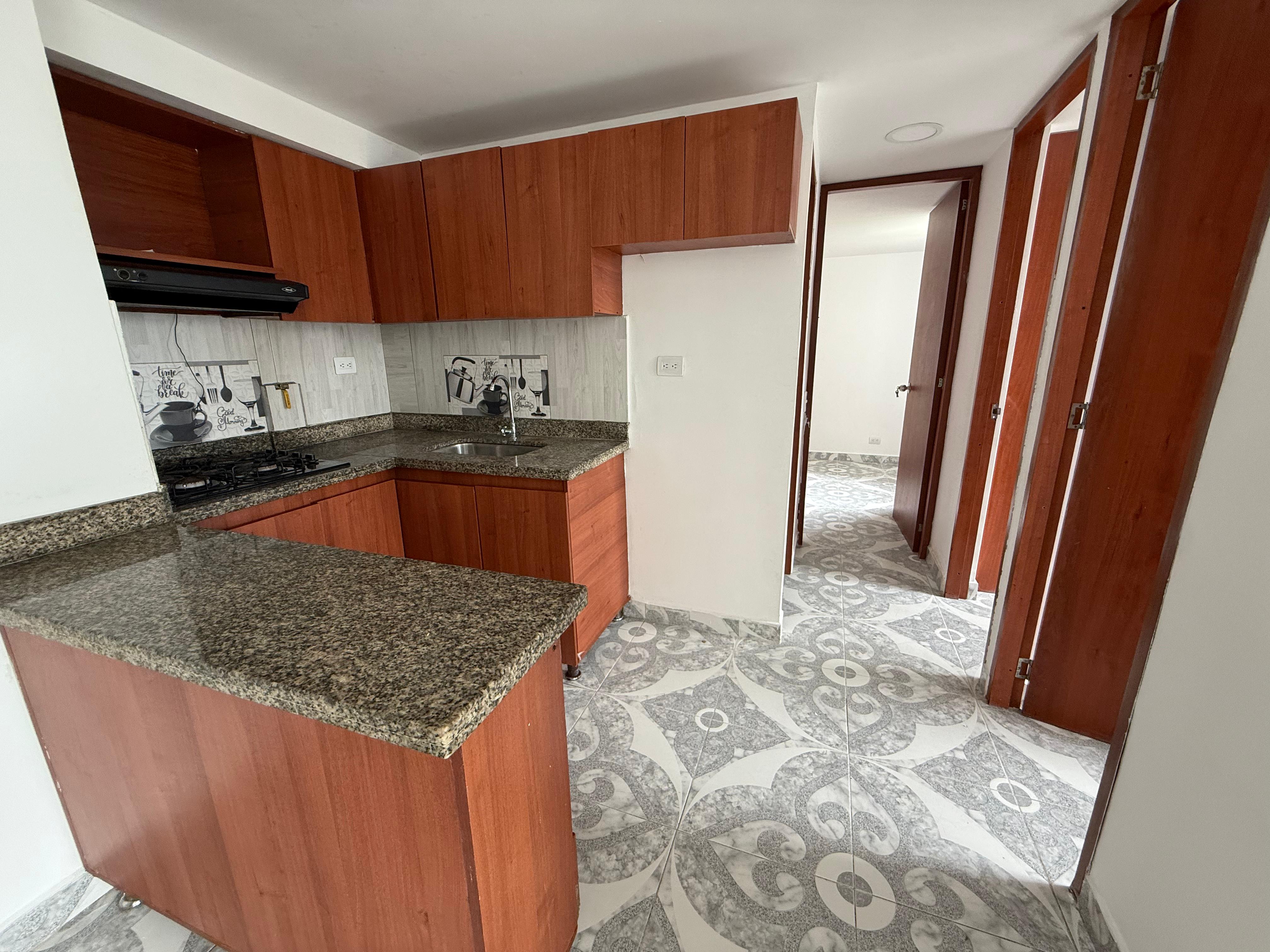 ARRIENDO APARTAMENTO EN ROBLEDO PAJARITO