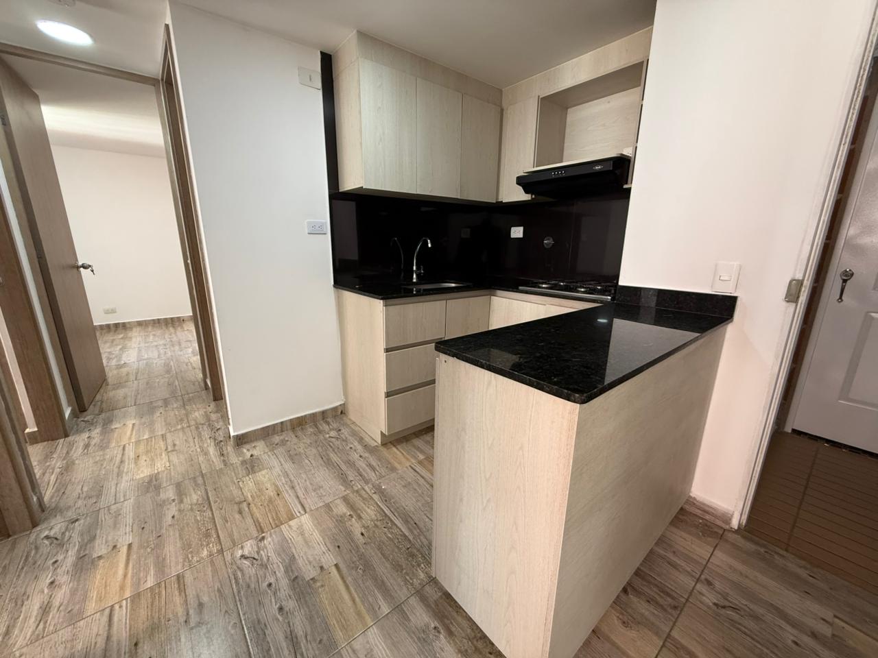 ARRIENDO APARTAMENTO EN ROBLEDO PAJARITO