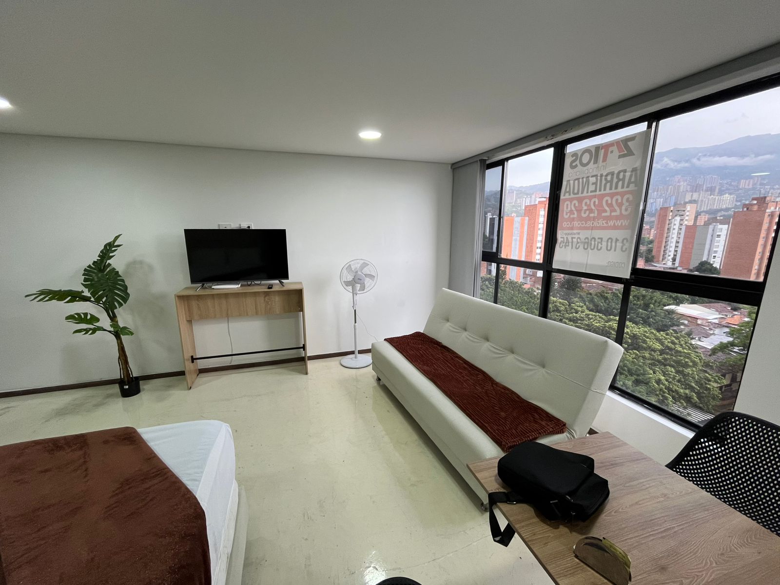 Aparta estudio Amoblado barrio el velódromo