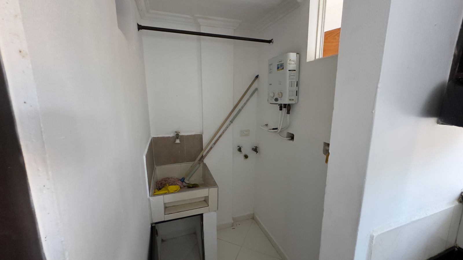 ARRIENDO APARTAMENTO EN SANTA LUCIA