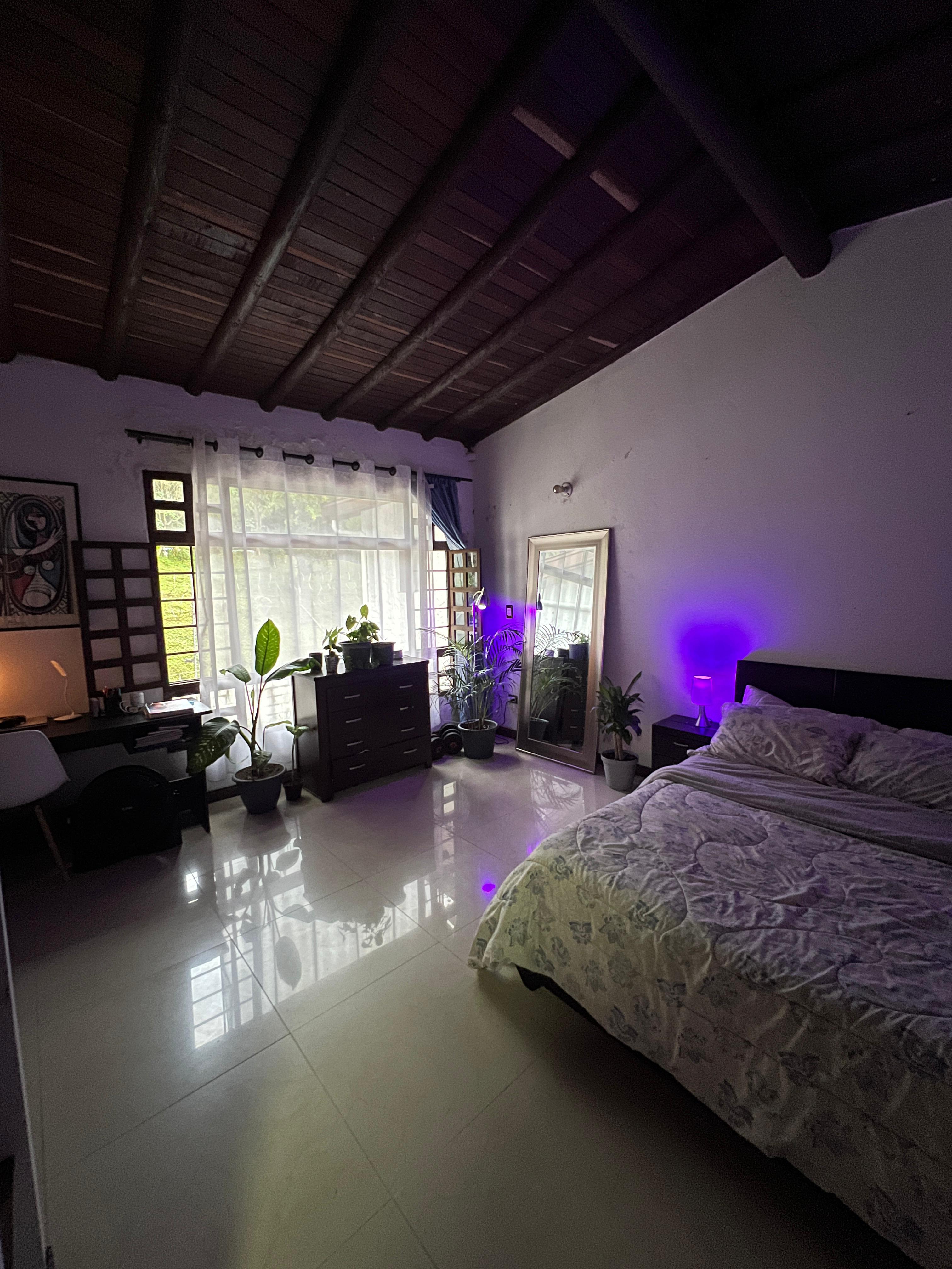 ARRIENDO APARTAESTUDIO AMOBLADO EN EL POBLADO