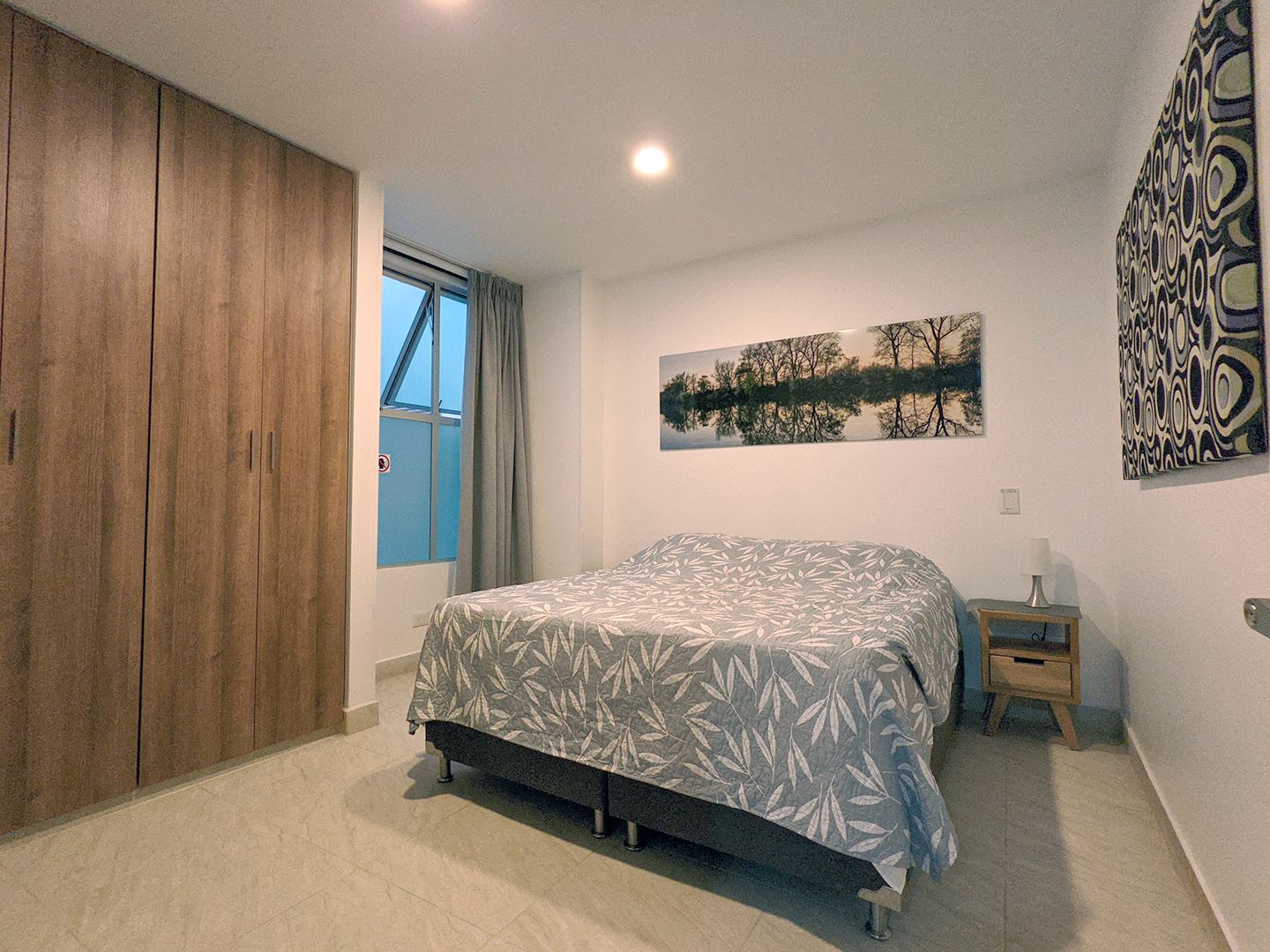 VENDO APARTAMENTO EN LAURELES