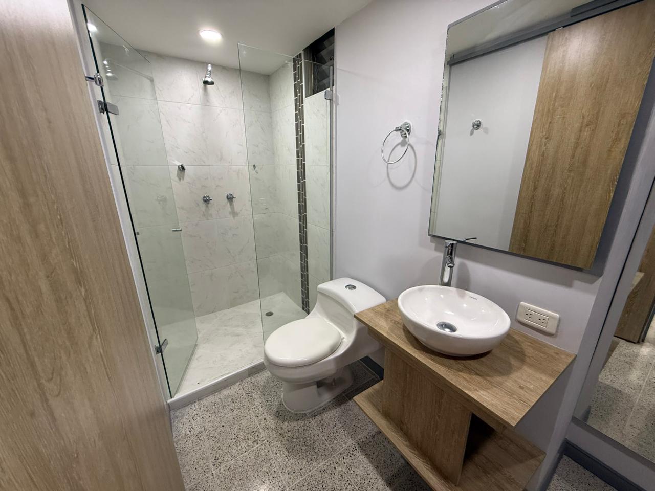 ARRIENDO APARTAMENTO EN EL VELODROMO