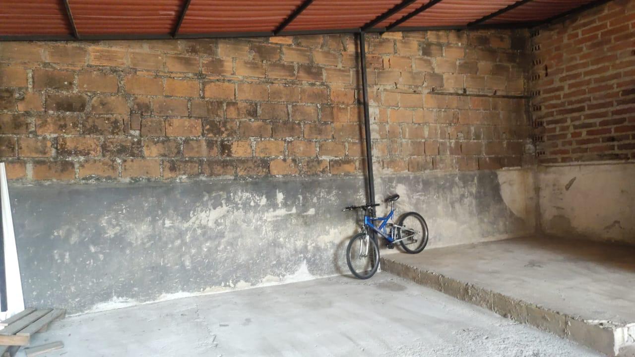 ARRIENDO BODEGA EN SANTA CRUZ LA ROSA