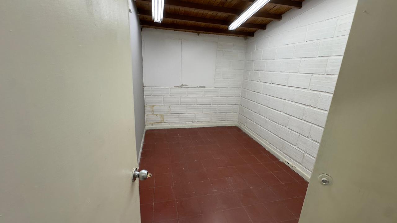 ARRIENDO CASA EN CALASANZ PARA BODEGA