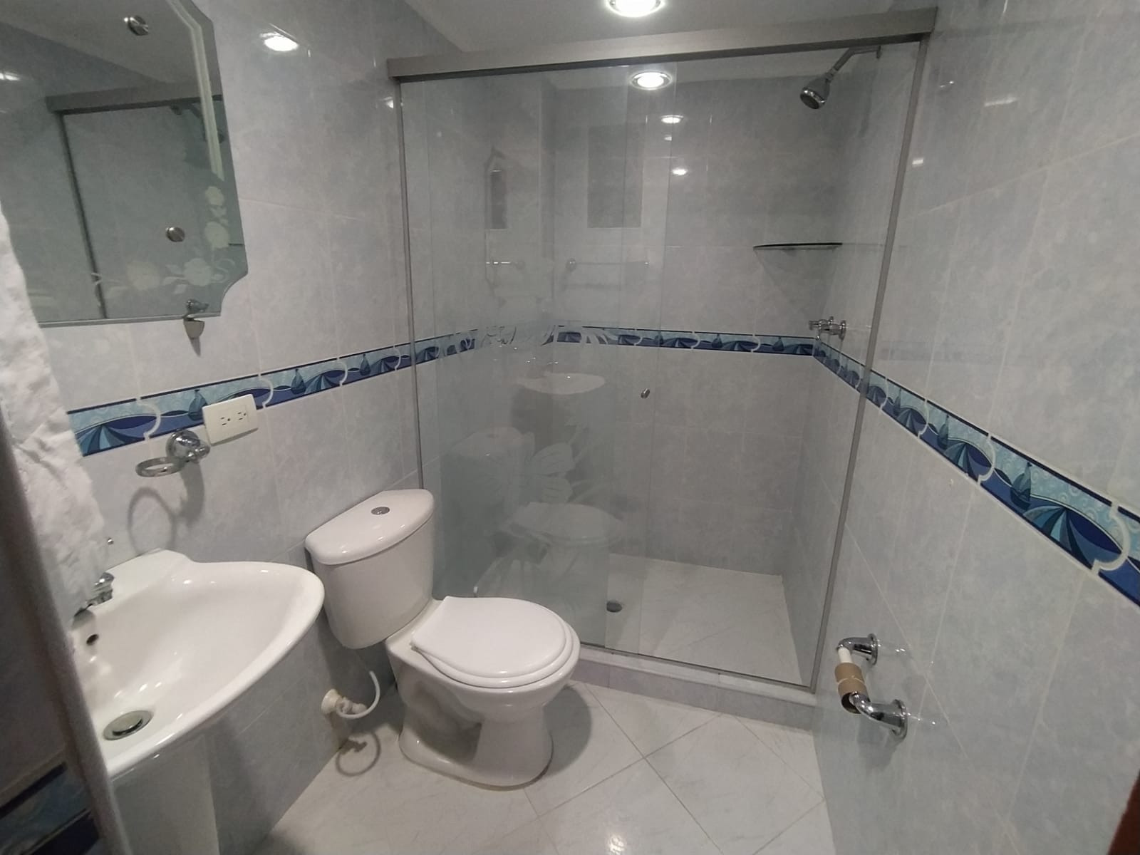 Arriendo Apartamento En Conquistadores