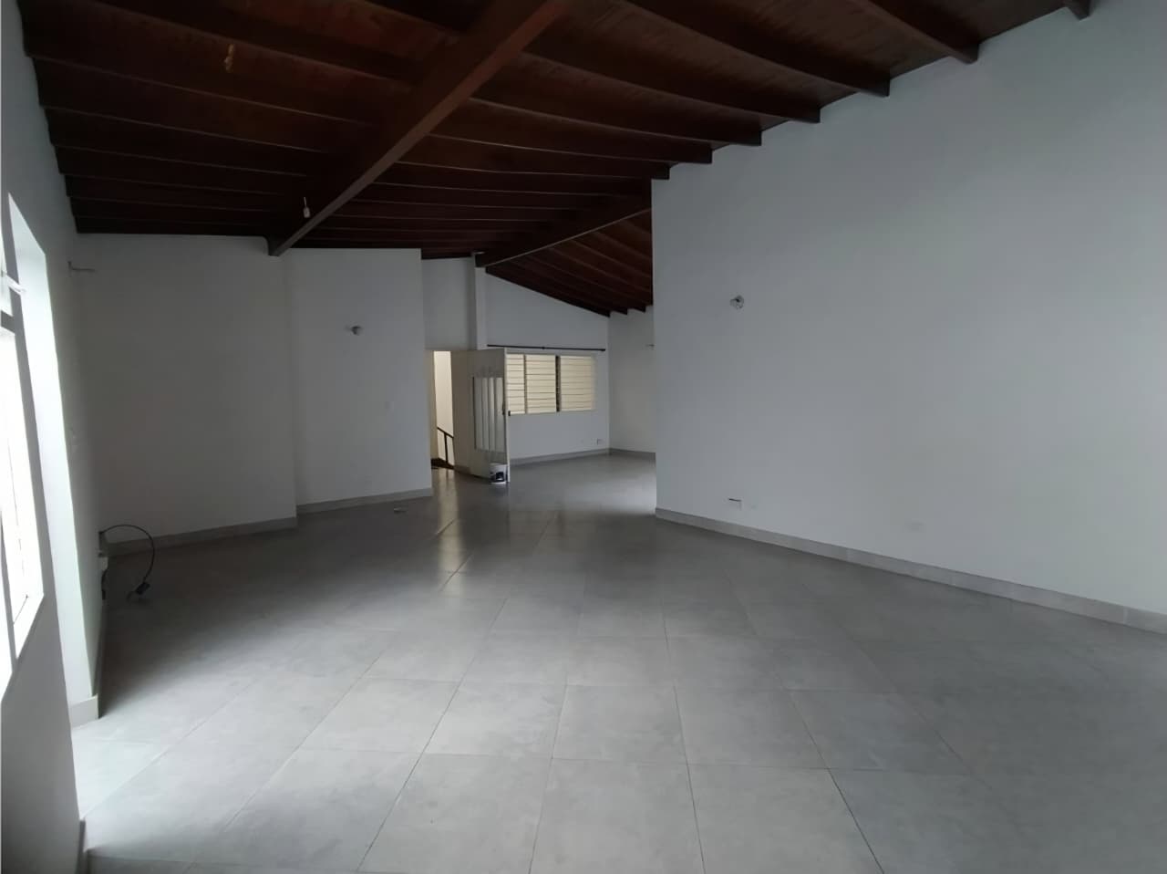 ARRIENDO APARTAMENTO EN CALASANZ PARTE BAJA
