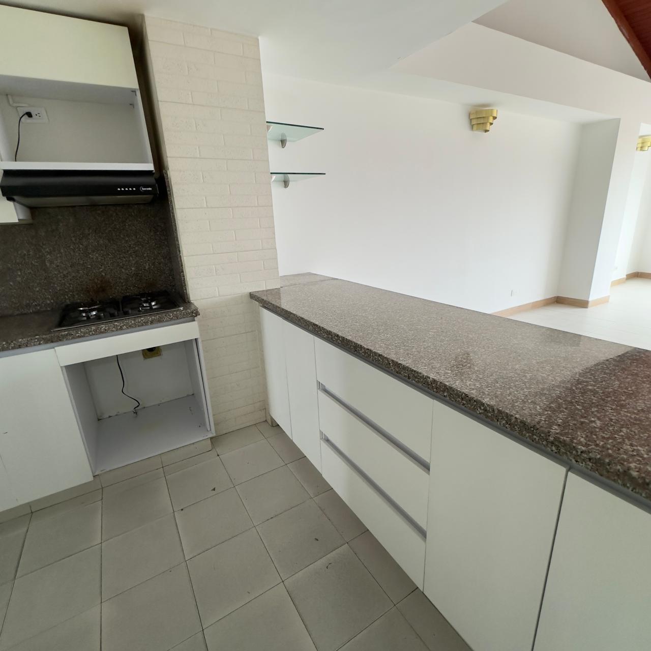 ARRIENDO APARTAMENTO EN SAN JUAQUIN