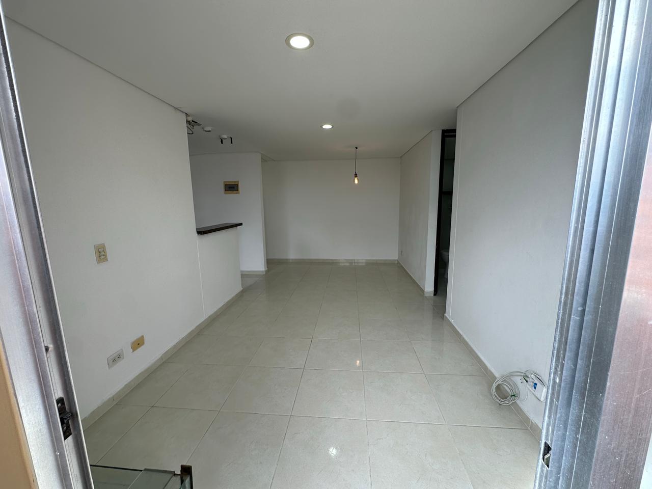 ARRIENDO APARTAMENTO EN RODEO ALTO