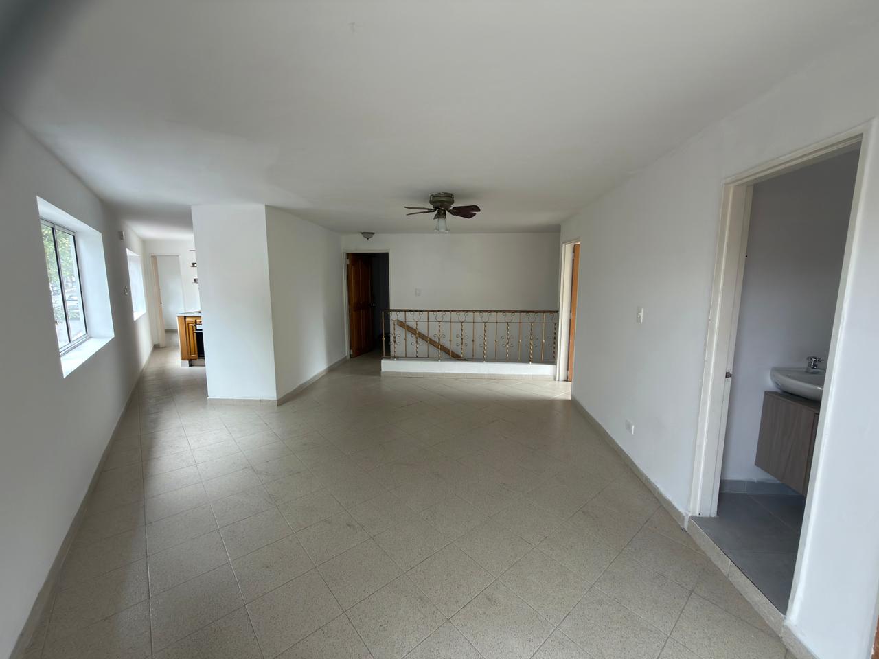 ARRIENDO CASA COMERCIAL EN BELEN LA GLORIA