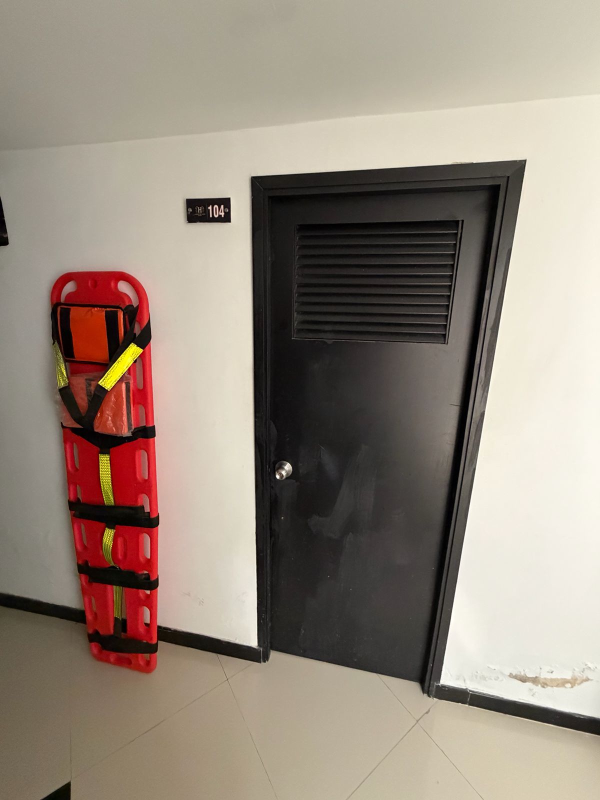 VENDO HOTEL EN LAURELES