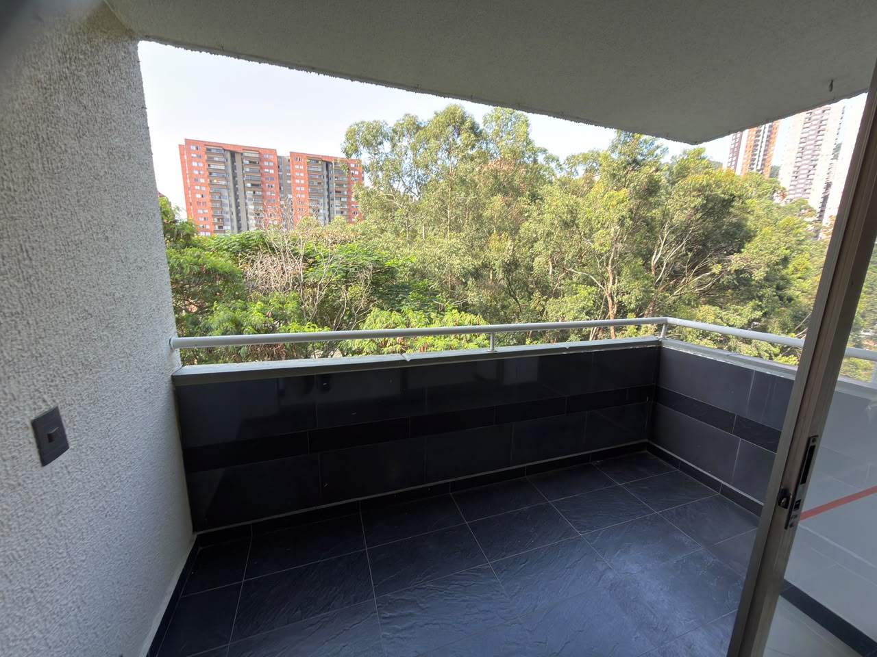 ARRIENDO APARTAMENTO EN LA MOTA