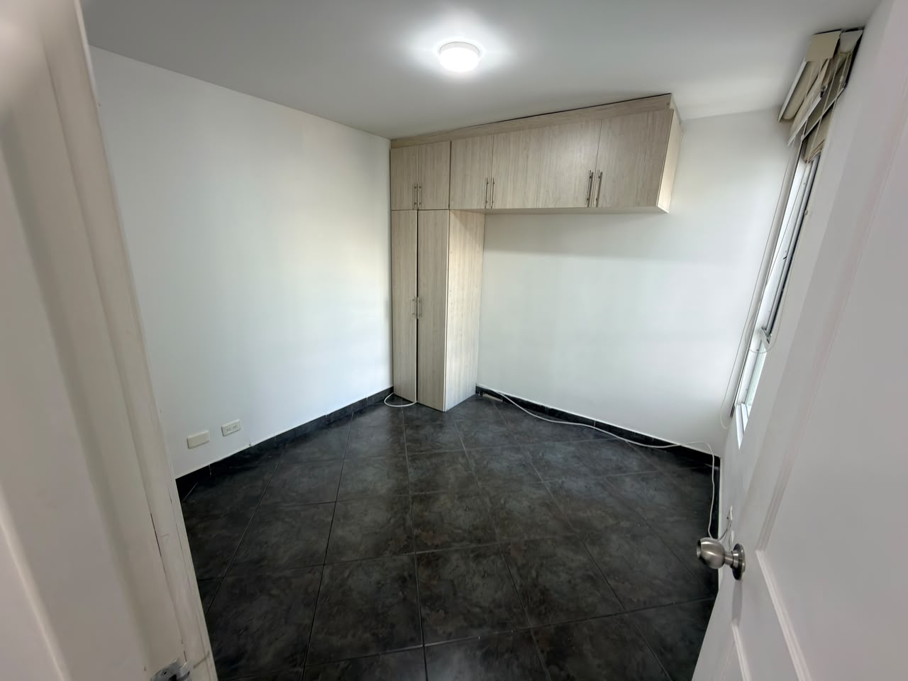 ARRIENDO APARTAMENTO EN CALASANZ PARTE BAJA