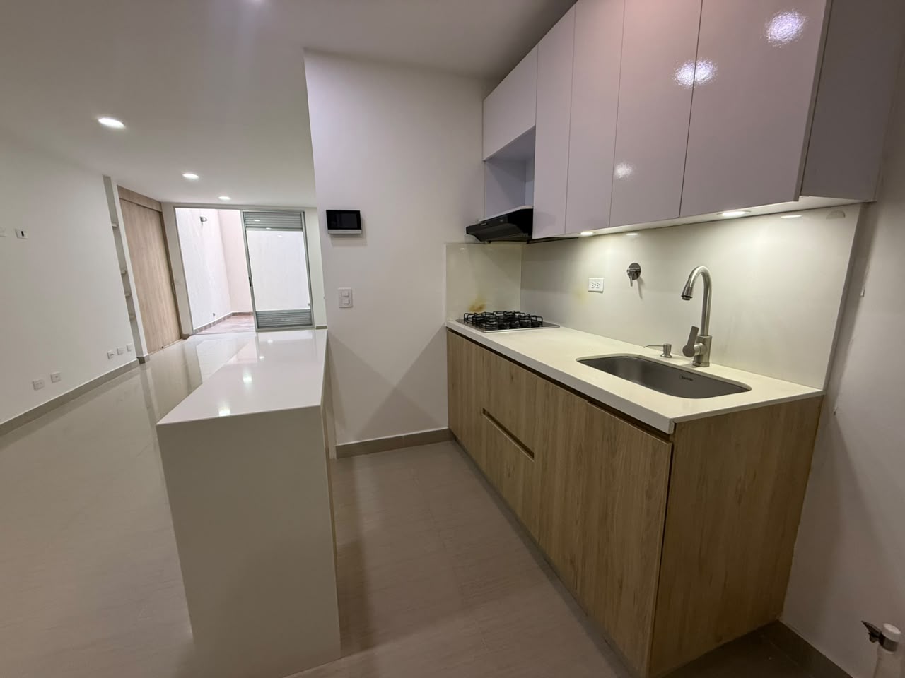 ARRIENDO APARTAESTUDIO EN CALASANZ PARTE BAJA