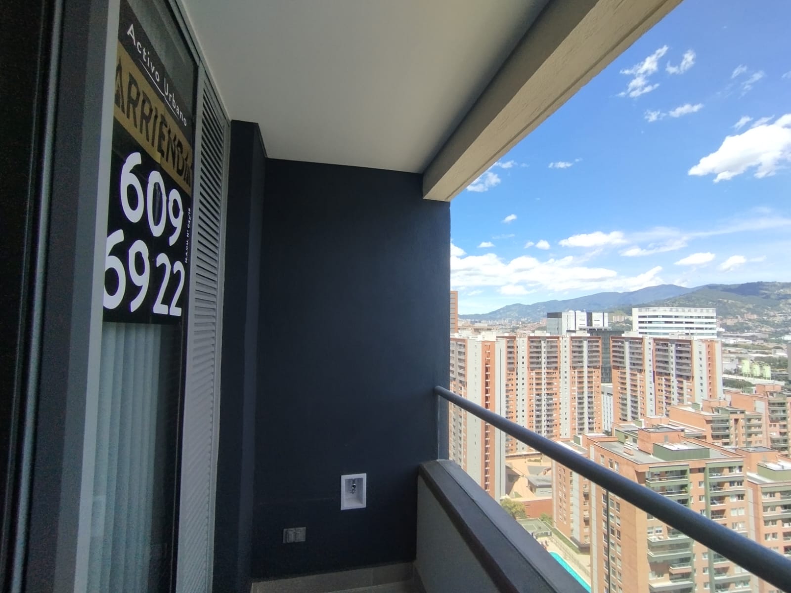 ARRIENDO APARTA ESTUDIO TIPO LOFT AMOBLADO EN CIUDAD DEL RIO