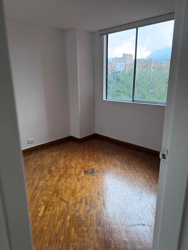 ARRIENDO APARTAMENTO EN LA CASTELLANA