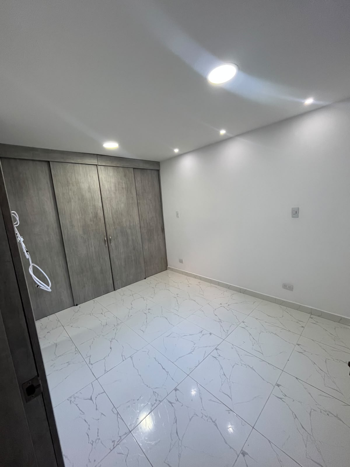 Arriendo Apartamento en el Sector de Robledo Pajarito