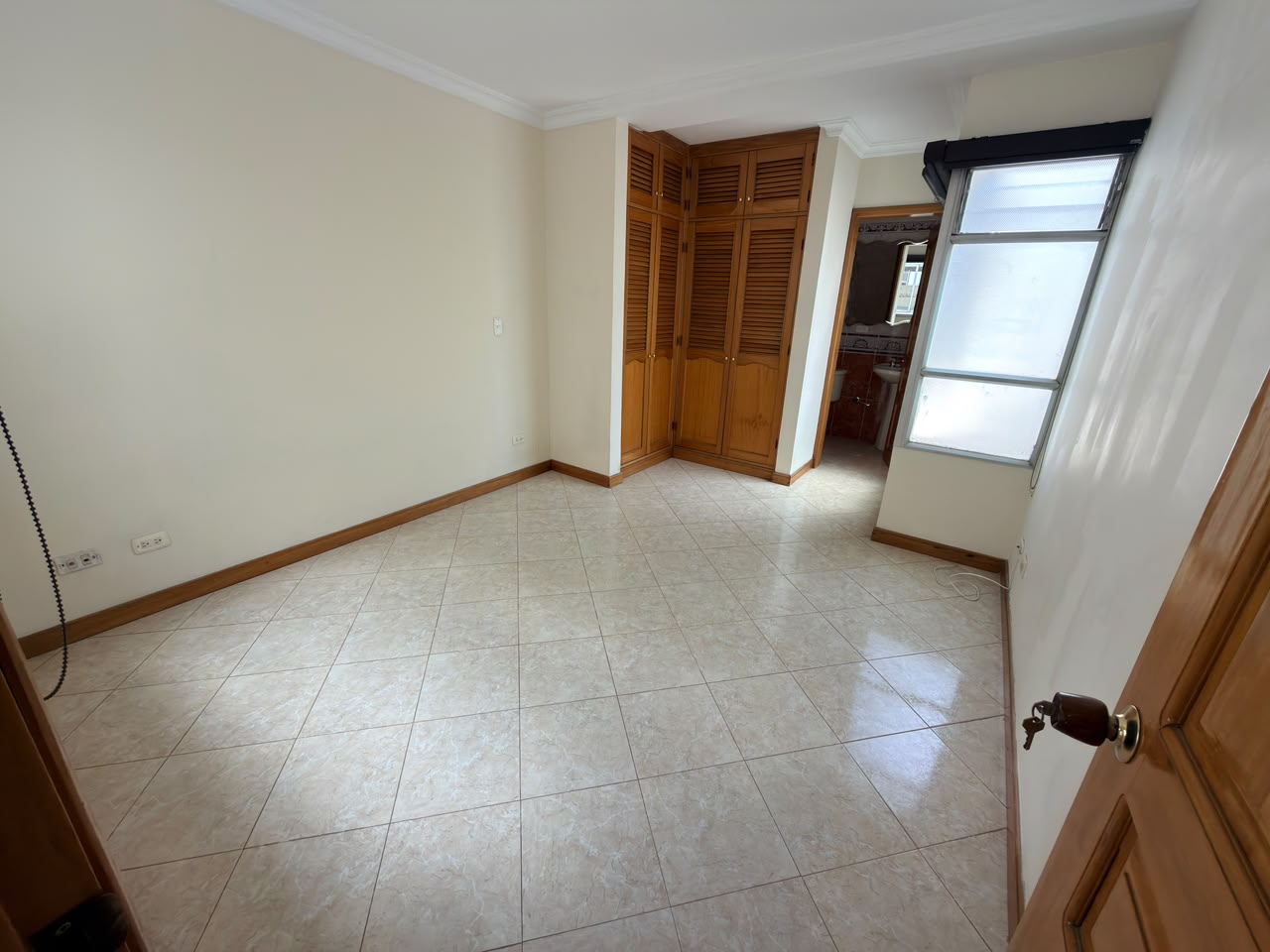 ARRIENDO APARTAMENTO DUPLEX EN EL VELODROMO