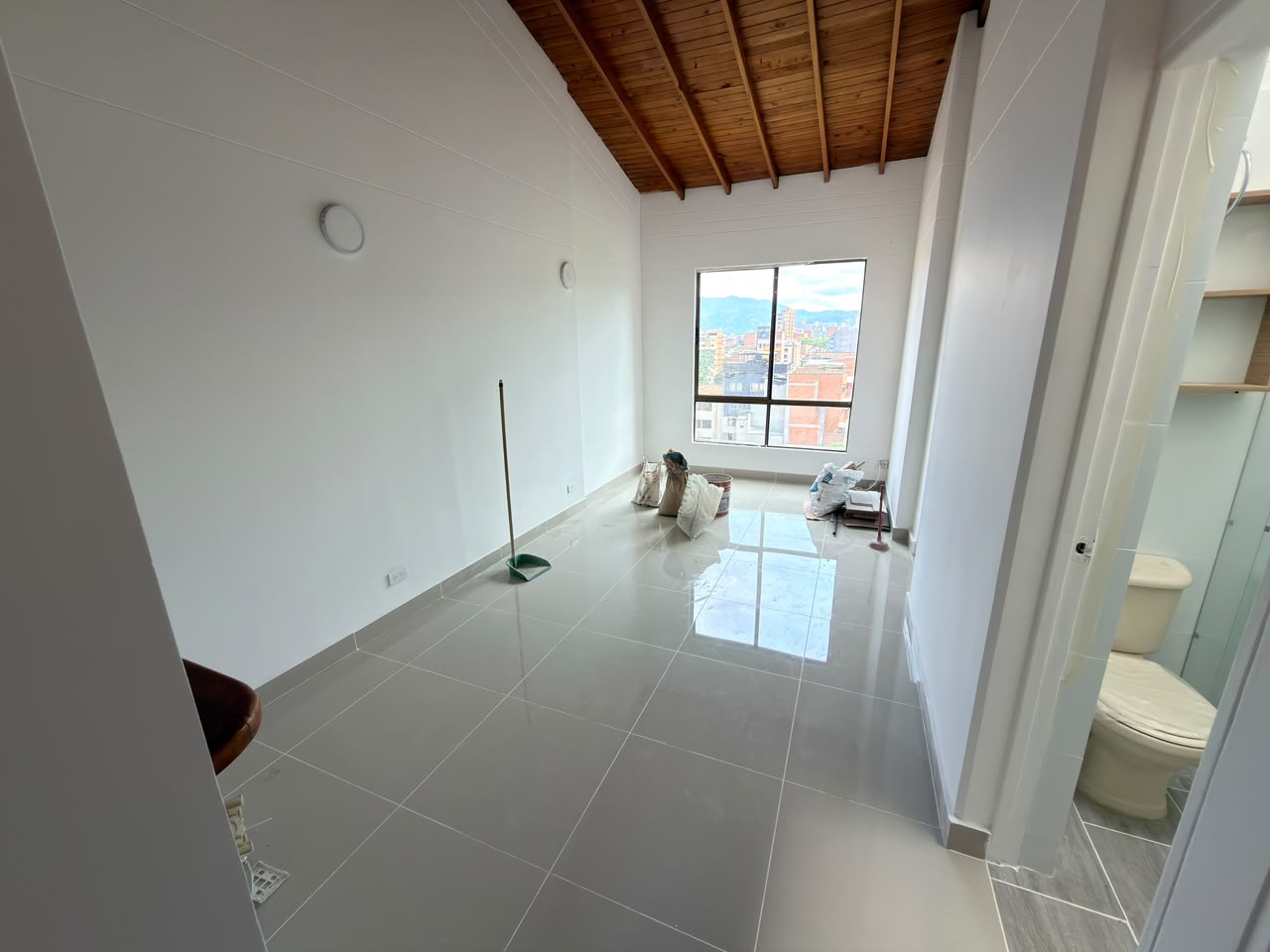 ARRIENDO APARTAMENTO EN SIMON BOLIVAR MEDELLIN