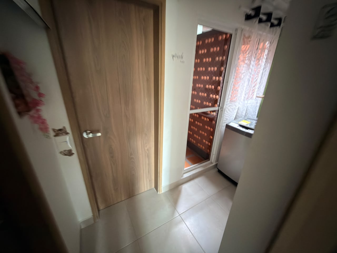 ARRIENDO APARTAMENTO AMOBLADO EN EL VELODROMO