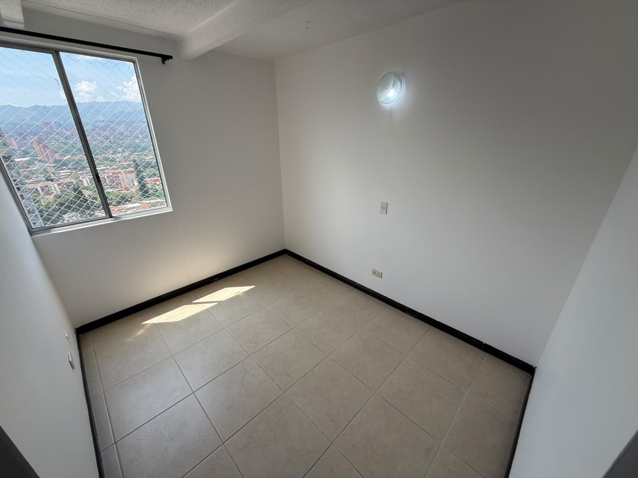 Arriendo Apartamento en Calasanz