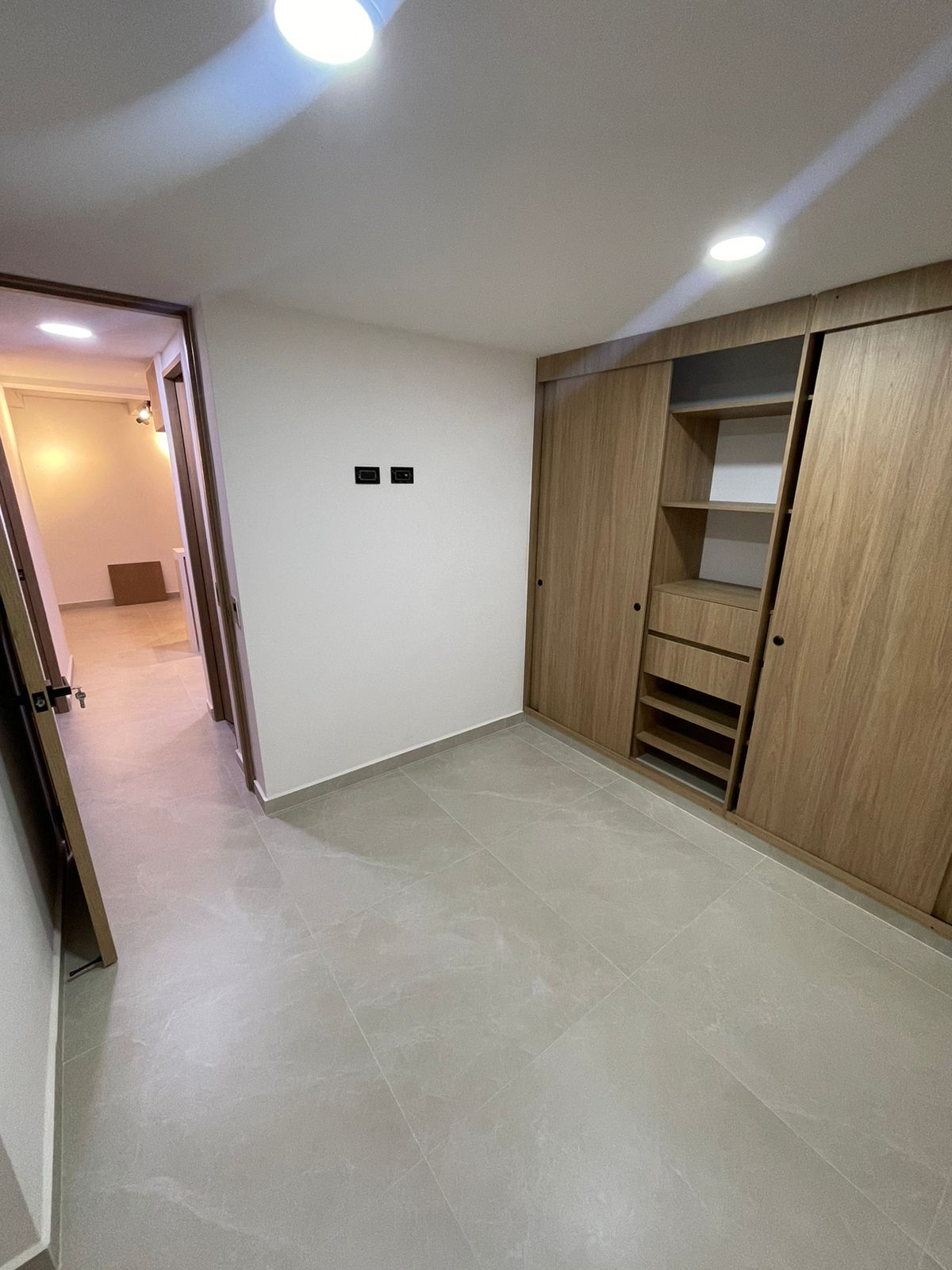 Arriendo apartamento sector de robledo Pajarito