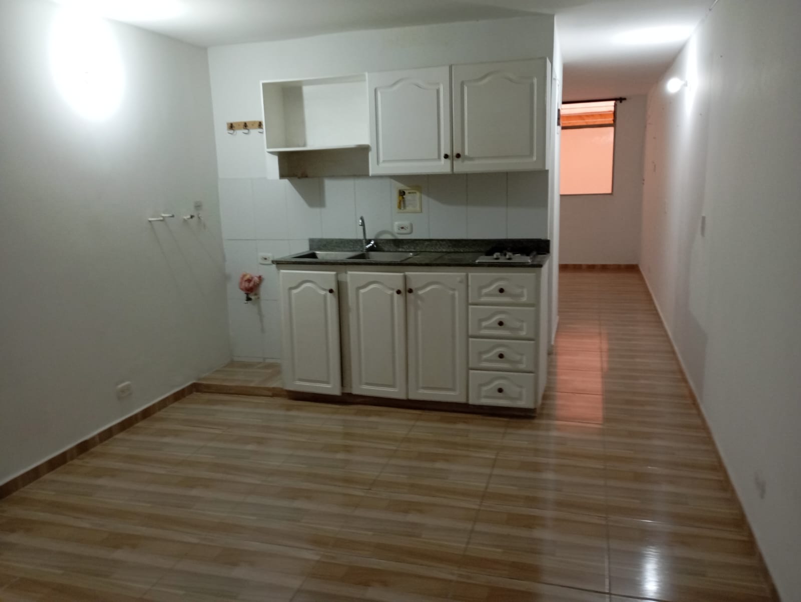ARIENDO APARTAESTUDIO BARRIO CRISTOBAL