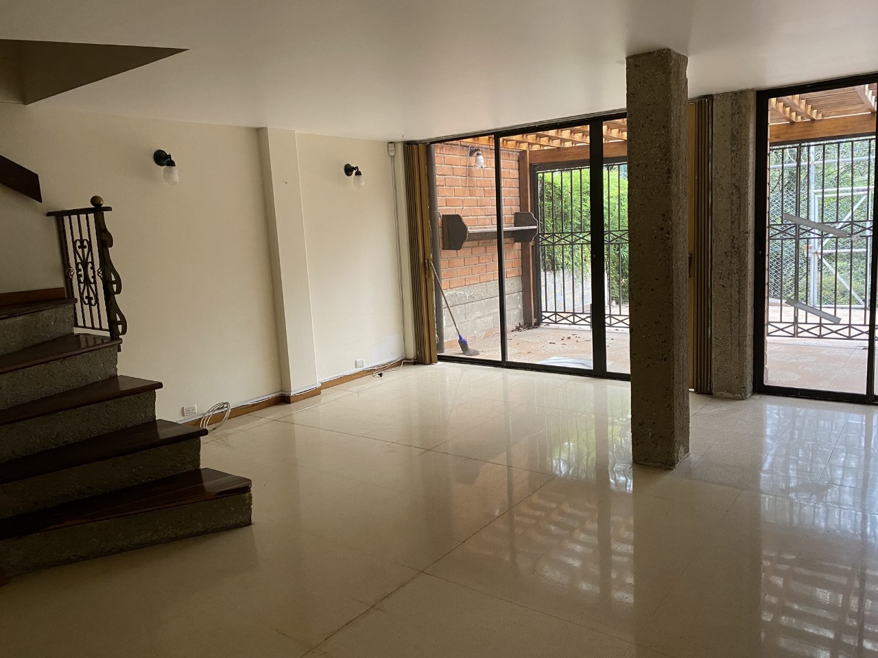 VENTA CASA EN ENVIGADO