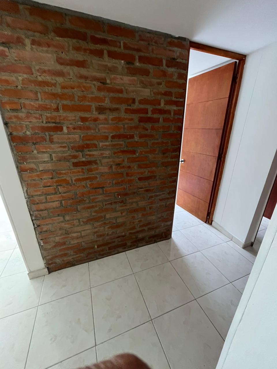 Arriendo apartamento ubicado en el sector Loma del Indio