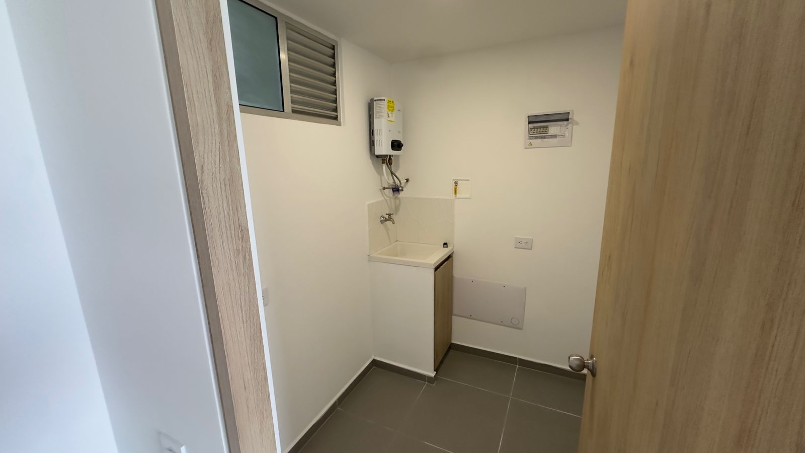 ARRIENDO APARTAMENTO EN GUAYABAL UNIDAD URBANITY