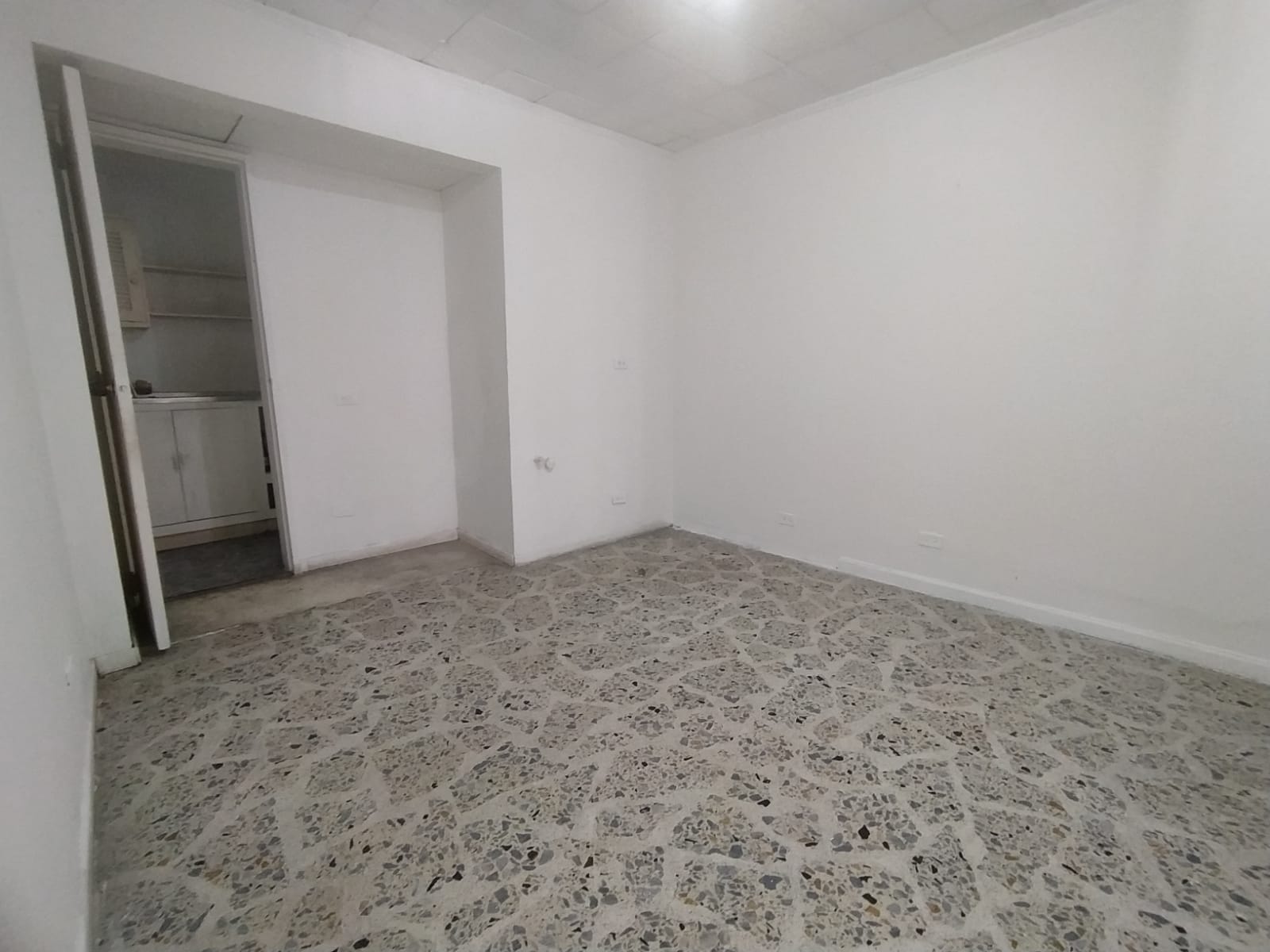 Arriendo Oficina En El Estadio