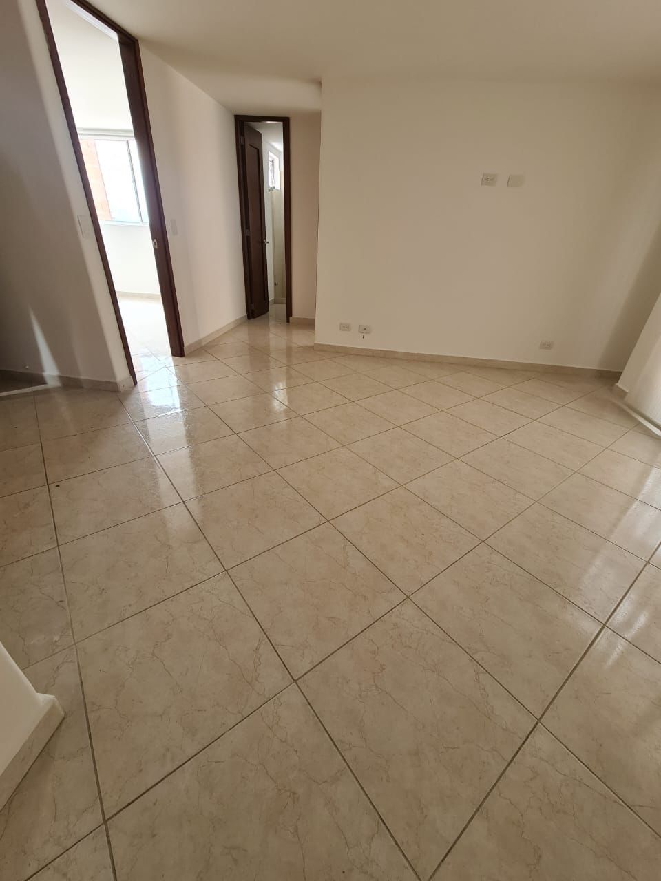 ARRIENDO APARTAMENTO EN LAURELES