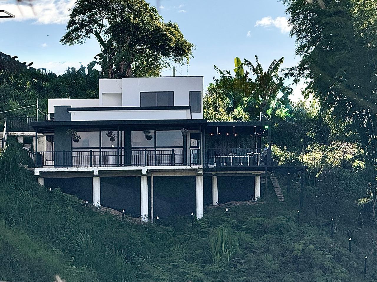 FINCA EN VENTA EN EL PEÑOL