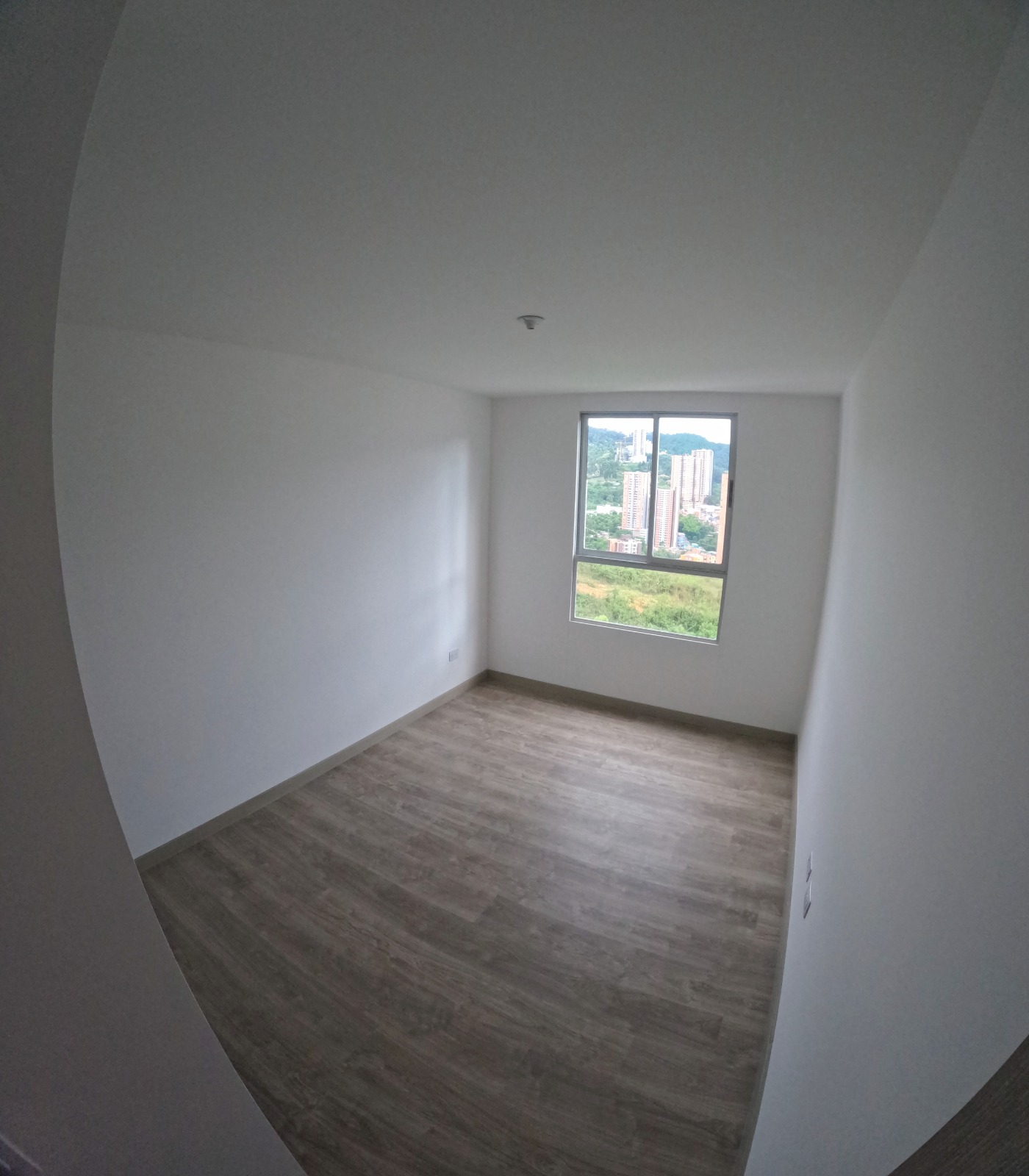 VENDO APARTAMENTO EN SABANETA LAS LOMITAS