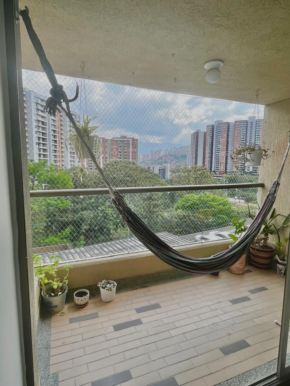 Venta Apartamento Loma De Los Bernal