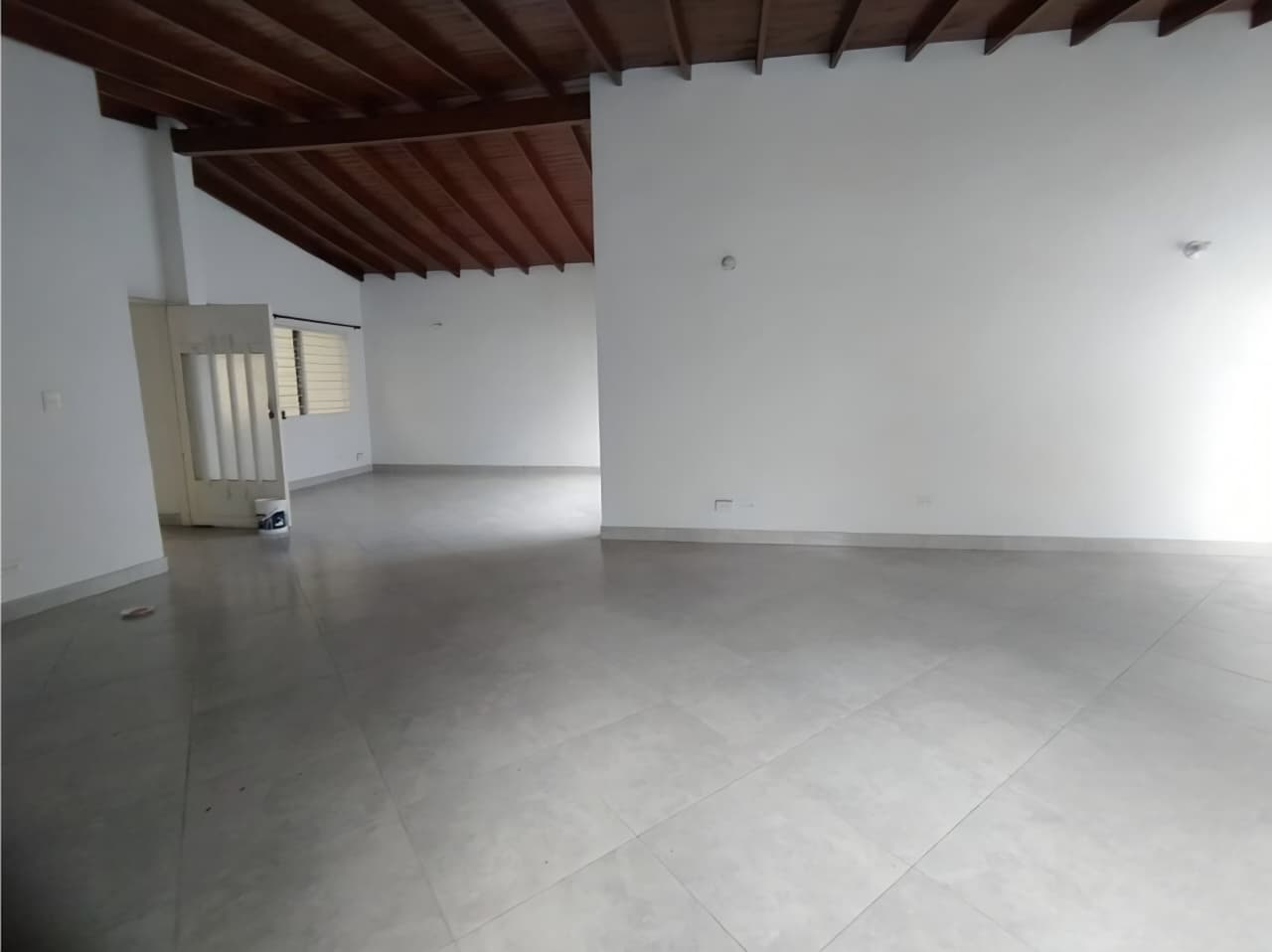 ARRIENDO APARTAMENTO EN CALASANZ PARTE BAJA