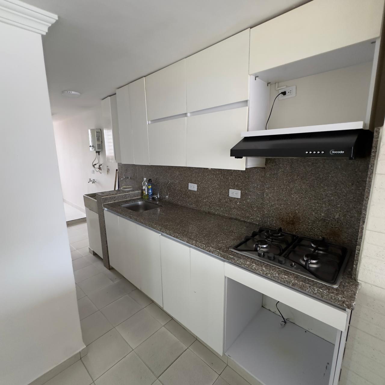 ARRIENDO APARTAMENTO EN SAN JUAQUIN