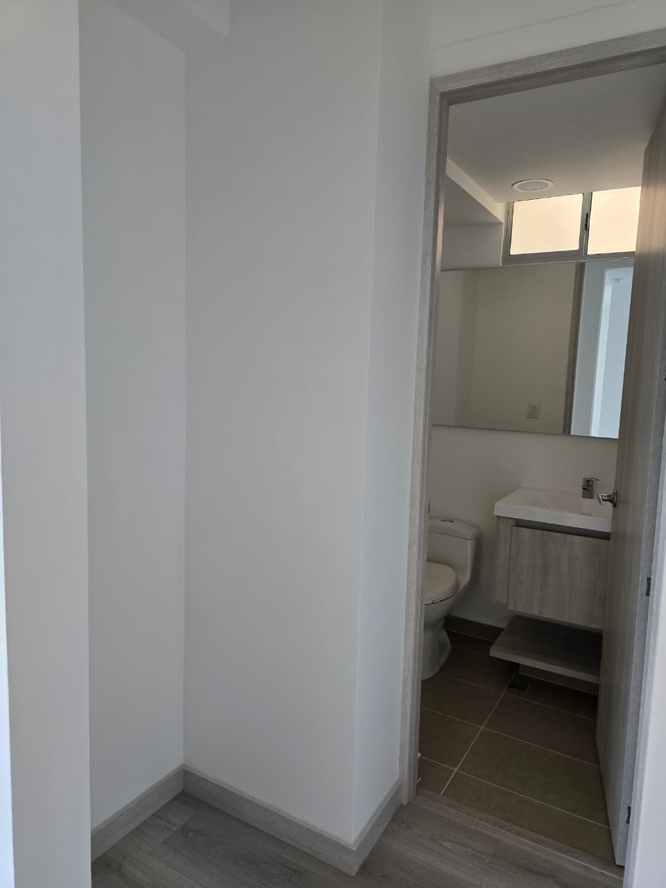 ARRIENDO APARTAMENTO EN CUIDAD DEL RIO