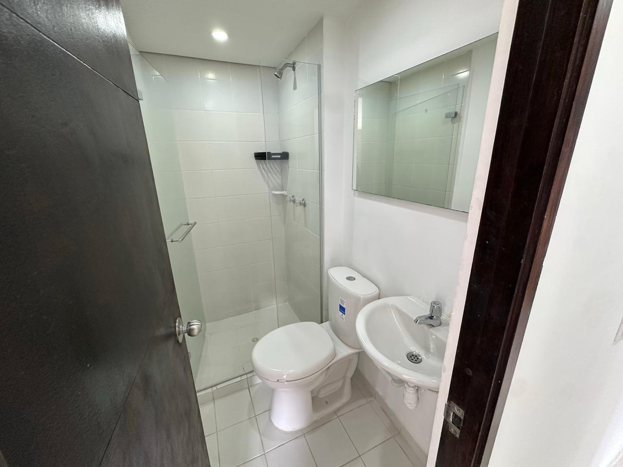 ARRIENDO APARTAMENTO EN RODEO ALTO