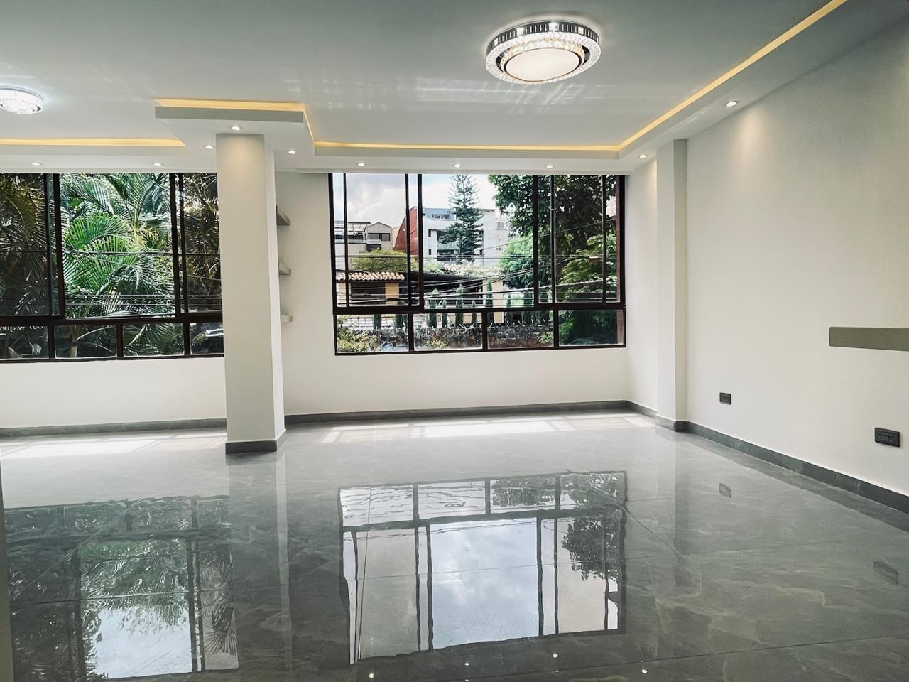 VENDO APARTAMENTO EN LAURELES