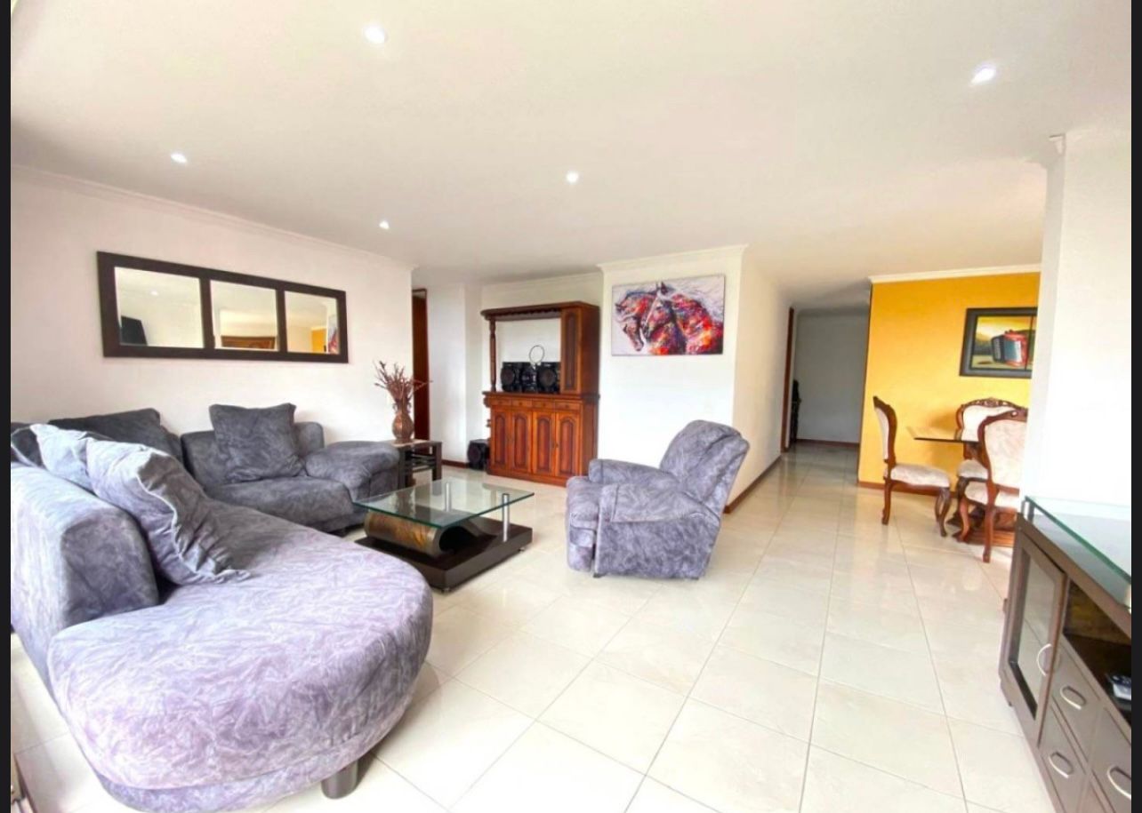 ARRIENDO APARTAMENTO AMOBLADO EN EL POBLADO