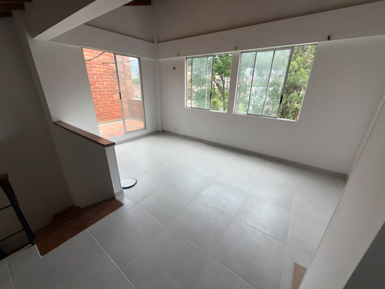 ARRIENDO APARTAMENTO DUPLEX EN CALASANZ