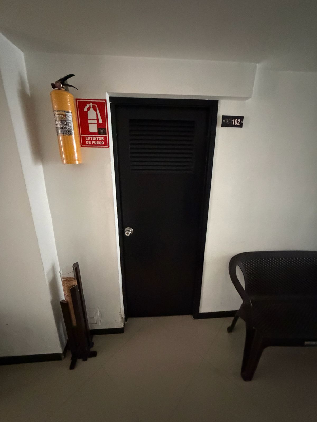 VENDO HOTEL EN LAURELES