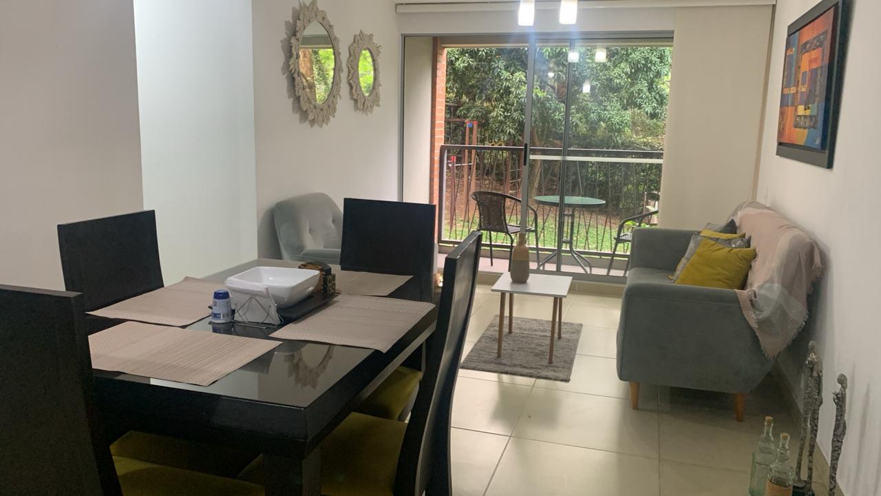 VENDO APARTAMENTO EN SANTA MONICA