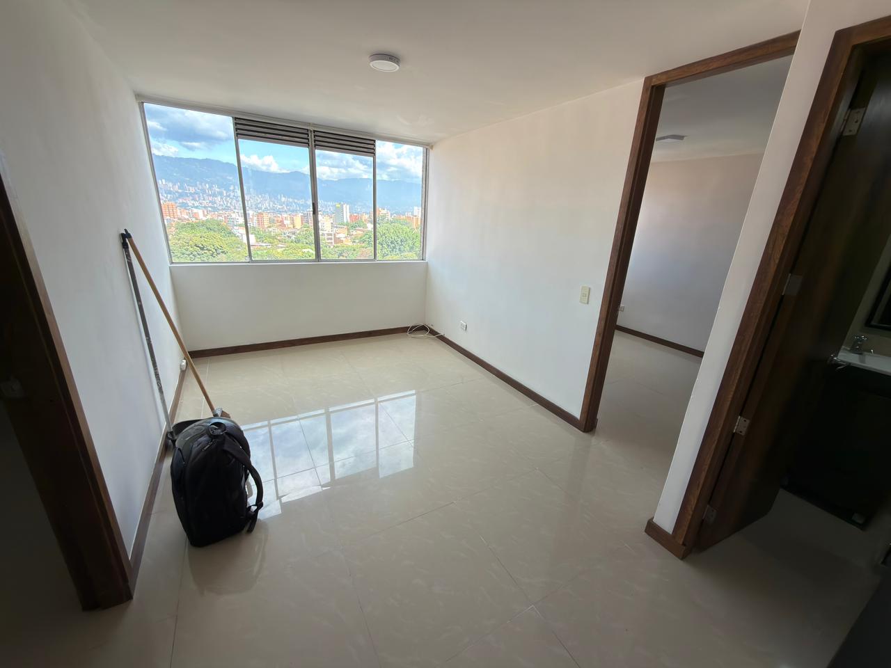 ARRIENDO APARTAMENTO EN SANTA MONICA