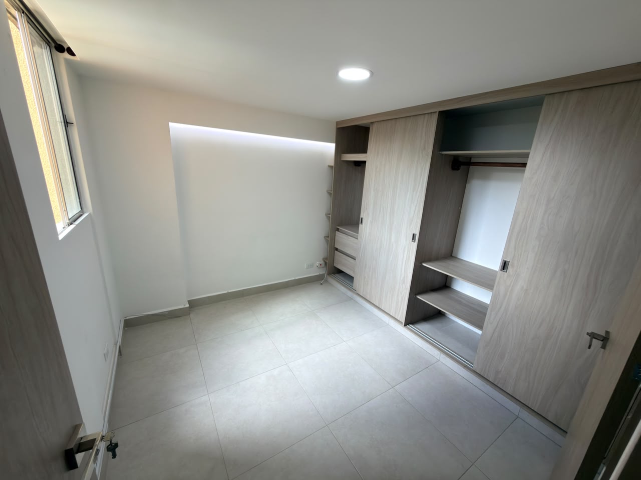 ARRIENDO APARTAMENTO EN SAN ANTONIO DE PRADO SECTOR EL VERGEL