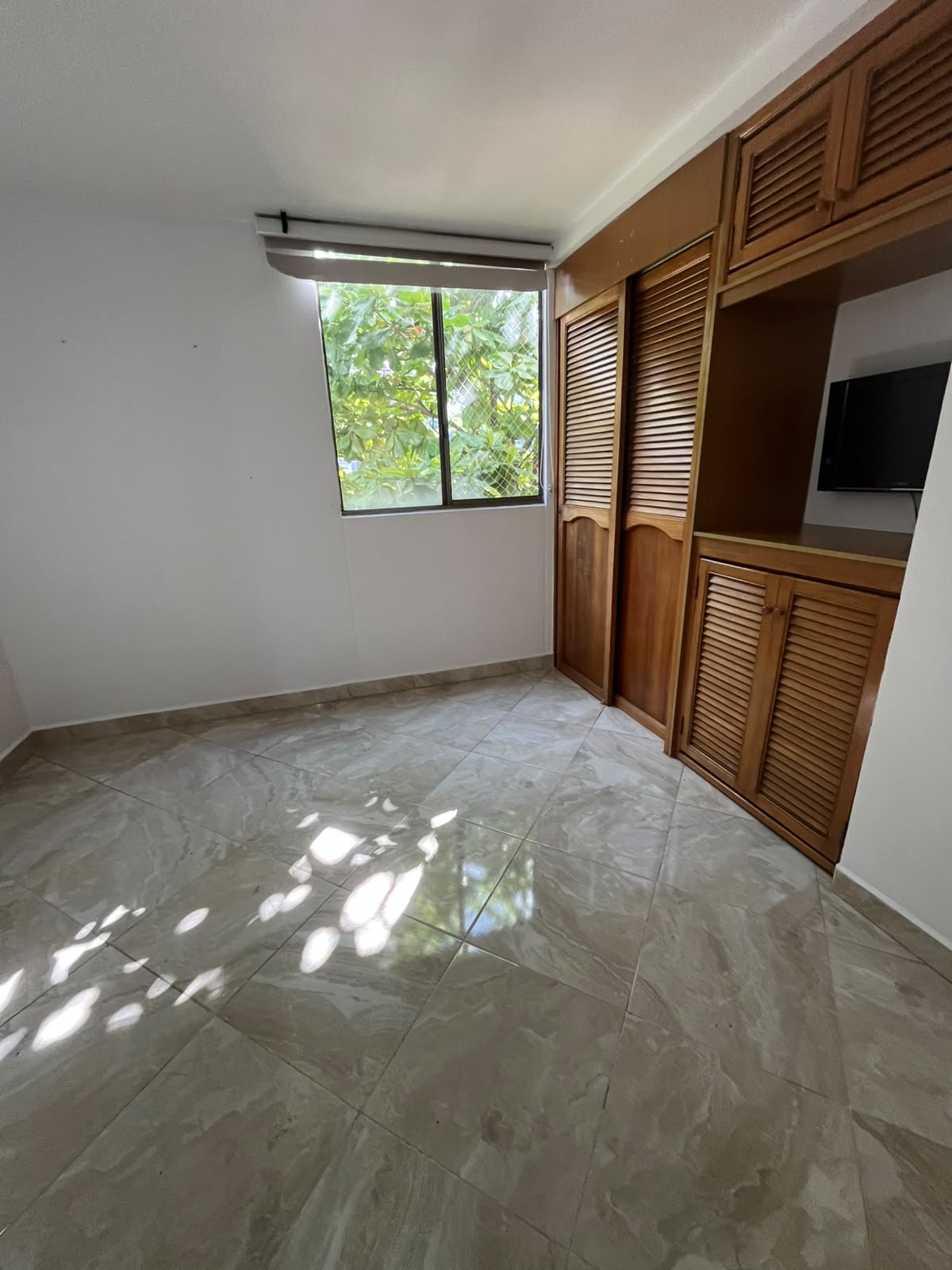 ARRIENDO APARTAMENTO EN LA MOTA
